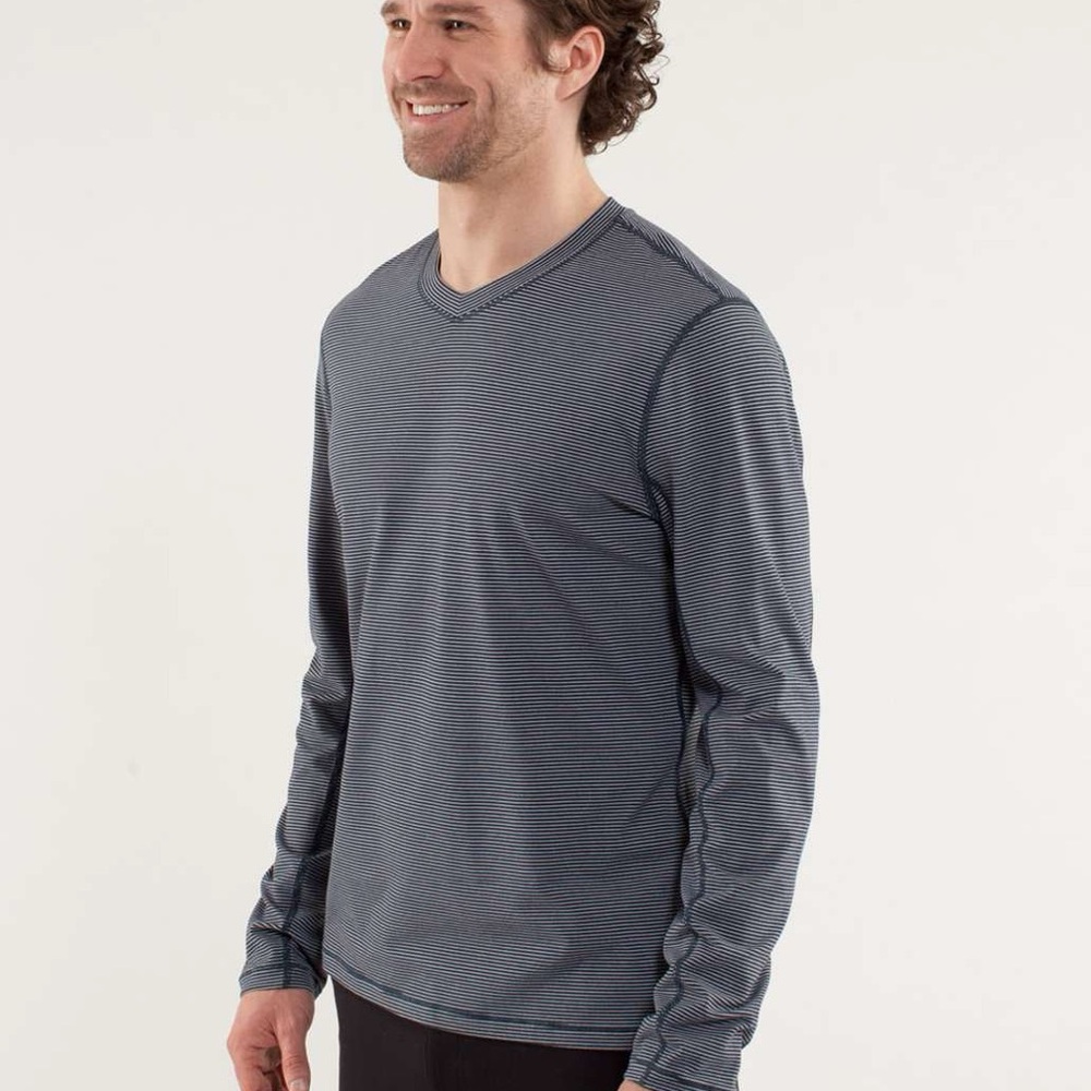 Lululemon Men’s Speed Long Sleeve Heathered Black & Grey